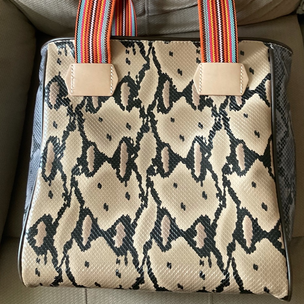 Consuela Classic Tote